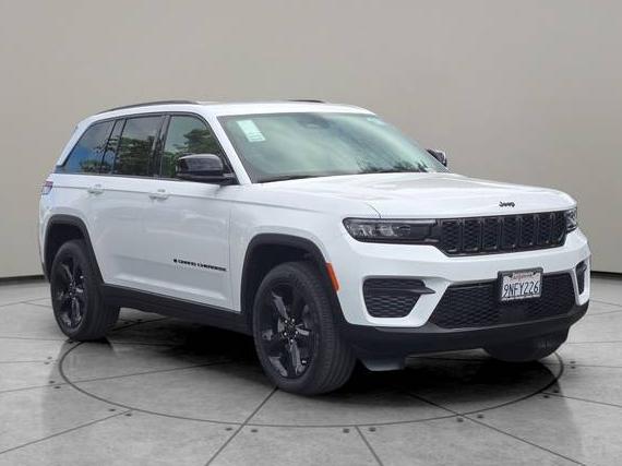 JEEP GRAND CHEROKEE 2023 1C4RJHAG4PC660596 image